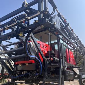 2000L Autonomous <strong>Agricultural</strong> Chemical Sprayer with Fertilizer Spreaders Boom Sprayers Featuring Engine Gearbox Core <strong>Components</strong> - Product Image 5