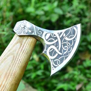 Hacha de acero de Damasco personalizable de alta calidad con mango de madera Logotipo de diseño OEM Acampar al aire libre Venta al por mayor Hachas personalizadas de buena calidad - Product Image 3