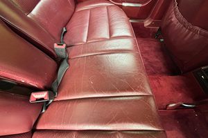 Mercedes-Benz 420SEL d'occasion de 1990 en excellent état, prêt à être expédié - Product Image 6