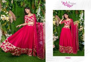 Readymade traditionnel ethnique indien pakistanais Lehenga & Dupatta ensemble Georgette avec broderie travail pleine couture tenue de fête - Product Image 3