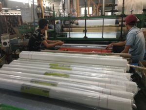 Rõ ràng trong suốt <span class=keywords><strong>Leno</strong></span> 60gsm Ukraine thị trường bán chạy nhất <span class=keywords><strong>PE</strong></span> Tarp lợp lá giá thấp microperforated - Product Image 2