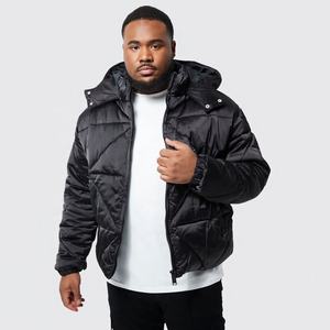 Chaqueta acolchada con capucha impermeable cálida negra de estilo de moda personalizada para hombre, chaqueta acolchada de invierno al por mayor - Product Image 1