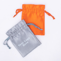 Pochettes à bijoux de luxe en satin biodégradable et écologiques avec logo personnalisé, sacs cadeaux à cordon uni 4x5 pouces, vente en gros