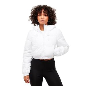 Abrigos de invierno para mujer OEM personalizados 2022, Chaqueta corta hinchada con relleno de algodón, abrigo de otoño Winier - Product Image 1