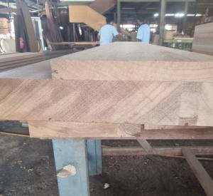 Marcos de Puerta Resistentes al Fuego de Madera Maciza FD90, Construcción de Madera Duradera - Product Image 2