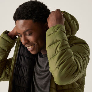 Veste d'extérieur à bulles chaudes et épaisses brodées sur mesure OEM Manteaux pour hommes Veste matelassée en duvet rembourrée de haute qualité pour hommes - Product Image 3