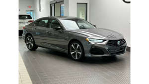 Voiture d'occasion certifiée 2025, faible kilométrage, transmission automatique, sièges en cuir, jamais accidentée et prête à rouler - Product Image 4