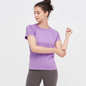 T-shirts pour femmes vierges avec logo personnalisé T-shirt de sport T-shirts unisexes T-shirts unis pour femmes à épaules tombantes de grande taille - Product Image 2