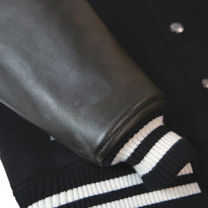 Chaqueta de invierno con grafiti de tela pesada personalizada para hombre chaqueta de béisbol de calidad superior con parches bordados y logotipo personalizado para hombre - Product Image 5