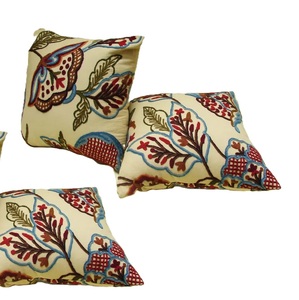 Artisanal Crewel broderie coussins décoratifs jette décor à la maison feuilles à motifs taie d'oreiller pour hôtels prix de gros coton - Product Image 4