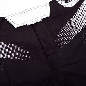 Short de combat de qualité supérieure, short de boxe MMA Faites votre propre conception Ports personnalisés Porte des shorts MMA d'art martial - Product Image 5