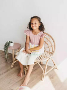 Banco de arcoíris para niños, decoración perfecta para sala de estar, duradero y respetuoso con el medio ambiente, venta al por mayor - Product Image 2