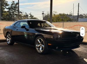 Dodge Challenger R/T RWD 2009 Usado Recientemente, Volante a la Izquierda, Emisión Euro IV, 50001-75000 Millas, 150-200 CV, Origen Estadounidense, 5 Plazas - Product Image 3