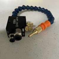 Tube en plastique flexible de lubrification de liquide de refroidissement de brouillard d'huile réglable de machine-outil en métal CNC LY comprenant le pulvérisateur de pompe