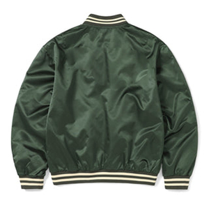 Veste bomber en satin vert forêt pour homme, bordure côtelée rayée, fermeture à boutons pression, finition brillante légère - Product Image 6