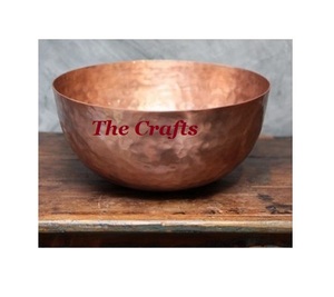 Bol de service en cuivre noir, taille et forme personnalisées, pour salades, chocolats, dattes, pour événements et fêtes. - Product Image 4