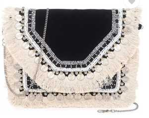 Pochette Boho Tassel avec perles et coquillages sac à main fait à la main pour vêtements ethniques mariages de plage et tenues de festival de musique - Product Image 4