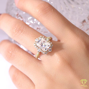 Superbe bague Lab Grown coupe rayonnante avec un design antique de luxe Parfait pour les mariages et les fiançailles avec une élégance intemporelle - Product Image 4