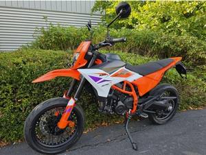 ใหม่สำหรับ390 SMC R 520 X-RING ยูโรมอเตอร์ไซค์5 399cc ความเร็วสูงสุด <40กม./ชม.-ถึงประตูบ้านตัวเลือกการจัดส่งที่มีอยู่! - Product Image 2