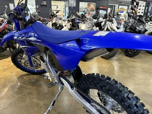 NUEVA Motocicleta Todoterreno Yamaha <span class=keywords><strong>YZ</strong></span> <span class=keywords><strong>125X</strong></span> 2026 - Product Image 2