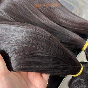 Venta al por mayor 100% Extensiones de cabello humano Remy vietnamita Doble dibujado Raw Sin procesar Cabello virgen en colores variados - Product Image 5