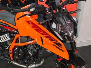 Grandes Ofertas en Nuevas Motocicletas Deportivas 390 Dukes ABS de 373cc Disponibles para la Venta y Listas para Exportar - Product Image 3