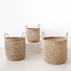 Round <b>woven</b> <b>basket</b> made of sea grass, Mera brand, with a handle - Product Image 3