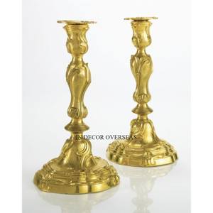 Pièce maîtresse de table de mariage en métal plaqué or de haute qualité de créateur floral approvisionnement en bougeoir à l'aspect attrayant - Product Image 3