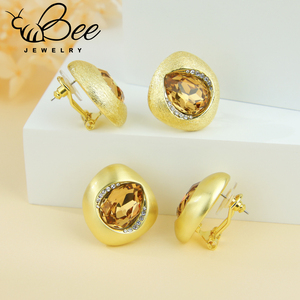 Hermosos pendientes de cristal con baño de oro de 14K que no se deslustran, pendientes de piedra marrón grandes, únicos y a la moda para mujer. - Product Image 4