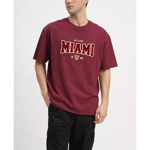 T-shirt surdimensionné décontracté 100% coton de haute qualité pour homme Logo personnalisé en mousse 3D Motif de lettres 180gsm - Product Image 2