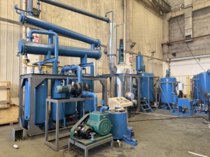 Usine de distillation d'huile usagée facile à utiliser pour la production d'huile de base et de diesel - Product Image 6