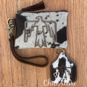 ชุดรวมพวงกุญแจหนังวัวแบบตะวันตกพร้อมสายคล้องข้อมือสลักด้วยเลเซอร์กระเป๋าหนังวัวมีสไตล์ - Product Image 1