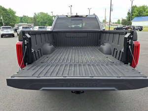 Toyota Tundra SR5 4x4 2023, Cabina Doble, Camioneta SB, Versión Estándar - Product Image 6