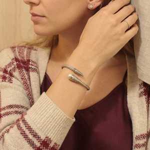 925 Sterling Silver Twisted Clasp <b>Bracelet</b> Elegant Pearl <b>Bangles</b> & <b>Bracelets</b> Collection - Product Image 1