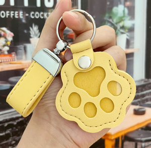 Llavero de piel sintética moderno con diseño de pata de gato, correa corta, soporte para llaves, bonito llavero de garra de gato para pájaros y reptiles, colgante para bolso, regalo - Product Image 3