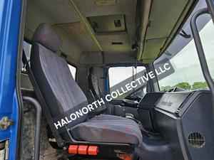 Camión Volquete Mercedes Benz Actros 4140 Usado del 2000 en Venta, Euro 3 Diésel, Volante a la Izquierda, Camión Volquete de Servicio Pesado - Product Image 5