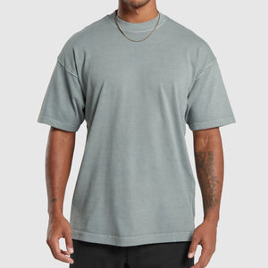 Mejore su estilo de verano Nuestras camisetas de gran tamaño de lujo para hombres 300 GSM 100% algodón de alta calidad con estilo para cada ocasión - Product Image 1