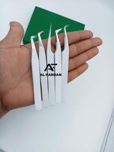 Pinzas profesionales para pestañas de bota de 90 grados, pinzas para pestañas de Color blanco mate, cajas de tarjetas con logotipo personalizado, Material de acero inoxidable - Product Image 3