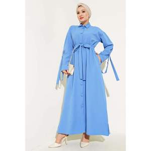 Vestido con cintura elástica y cinturón azul - Product Image 4