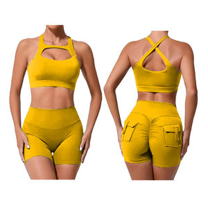 Vente en gros de vêtements de sport soutien-gorge à épaule dénudée pour femmes ensembles de yoga ensemble soutien-gorge et short de sport pour femmes ensemble de sport - Product Image 6