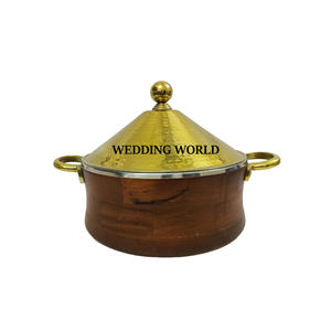 Calentador de Comida de Madera con Tapa Negra, Cazuela de Diseño en Oferta, Clásica, Elegante, Nueva y Lujosa - Product Image 1