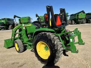 รถแทรกเตอร์อเนกประสงค์ขนาดเล็ก John Deere 3033R ปี 2018 สภาพใหม่/มือสอง ขายส่ง - Product Image 4