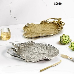 Plato de Metal Nautilus - Product Image 1