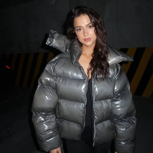 Chaqueta Corta de Motociclista de Moda Urbana, Chaqueta Corta de Invierno para Mujer, Chaqueta Corta con Diseño de Bufanda, Chaqueta Acolchada de Plumón para Mujer - Product Image 1