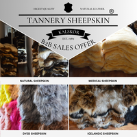 Tapis en peau de mouton islandaise de couleur naturelle, à poils longs. Tapis en peau de mouton Tannery Sheepskin Kalskor SK011