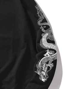 Sudadera bordada personalizada con diseño de logotipo personalizado, ideal para entusiastas de la marca y la moda - Product Image 2