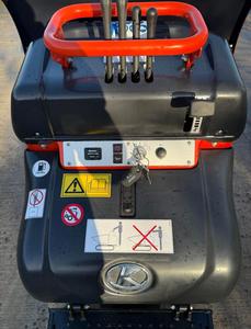 Livraison gratuite, certifié CE EPA, mini-dumper sur chenilles Kubota KC7OVHD-4, mini-transporteur sur chenilles, mini-dumper hydraulique à basculement - Product Image 6