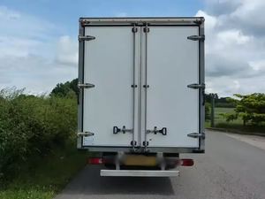 Camion Bi-Shi Is F Us Os Canter 7C15 Euro IV d'occasion en excellent état, modèle 2020, conduite à gauche, intérieur cuir, kilométrage 75001-100000 milles, 250-300 CV - Product Image 6