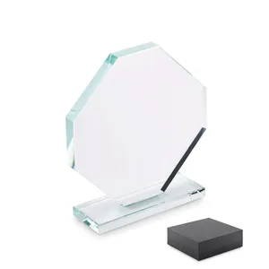 Trophées, médailles et plaques personnalisés en cristal par Rumbo pour le merchandising et les récompenses - Product Image 5
