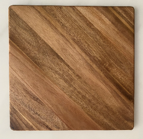 Tabla de cortar cuadrada mediana de grano diagonal - Product Image 3